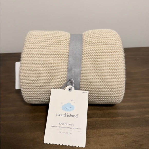 cloud island Other - Cloud Island Beige Knit Blanket